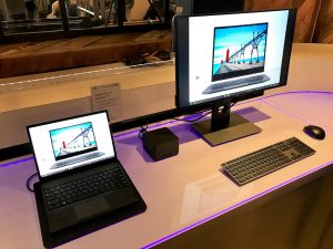 Утасгүй дэлгэцийн холболт болон цэнэглэгч бүхий Dell Latitude 5285 2-in-1 (Зураг: Patrick Moorhead)
