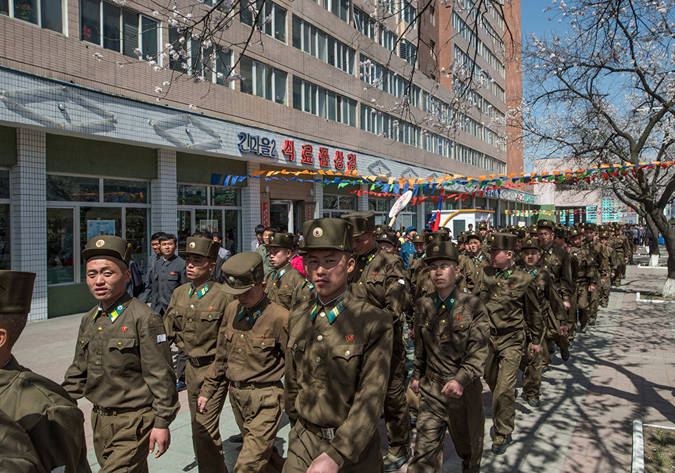 Рёмён гудамжны нээлтэд оролцсон цэргийнхэн.