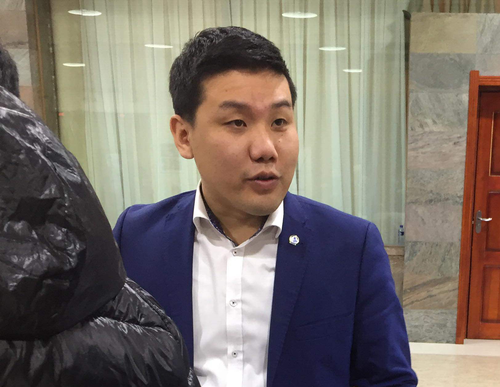 Монголбанкны хууль эрх зүйн газрын мэргэжилтэн Б.Оргилсайхан