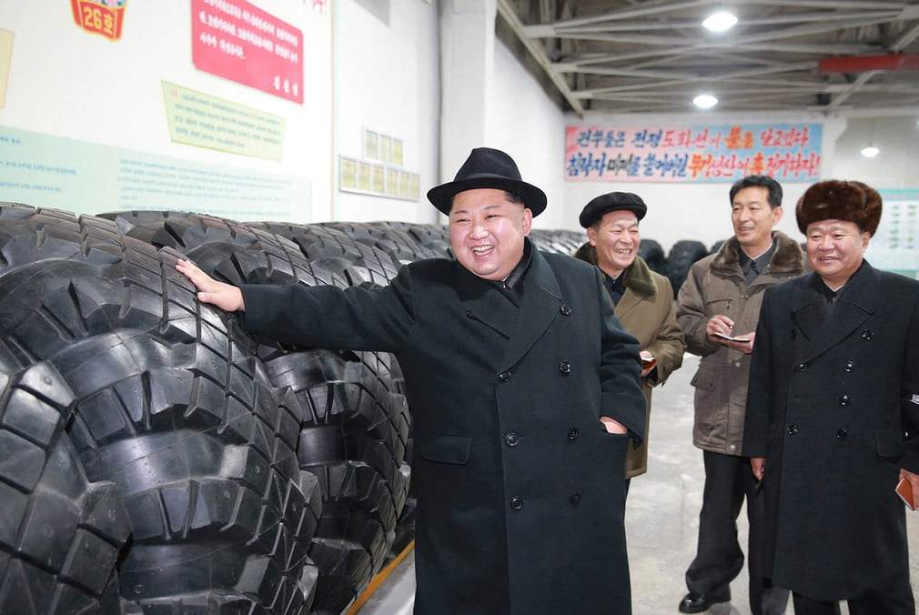 Хойд Солонгосын Чаган дахь дугуйн үйлдвэрт
