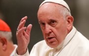 Пап Францис эрүүл мэндийн шалтгаанаар айлчлалаа цуцлав