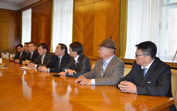 Хиромаса Икэда тэргүүтэй төлөөлөгчдийг хүлээн авч уулзав