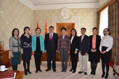 БНСУ-ын парламентын гишүүн Ким Ён Жүг хүлээн авч уулзлаа