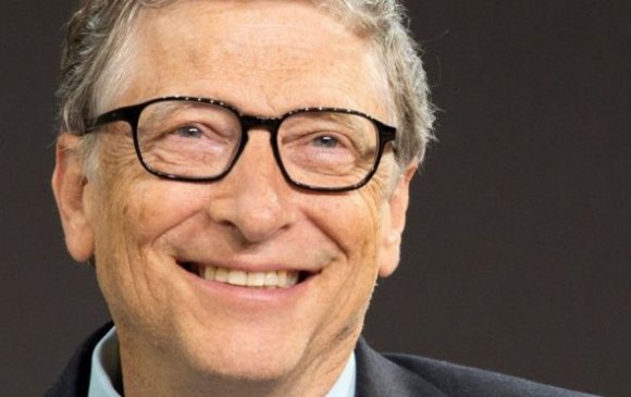 Билл Гейтс хамгийн баян хүмүүсийн жагсаалтаас гарна