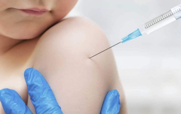 Монгол хүүхдэд долоон төрлийн вакцин хийж байна