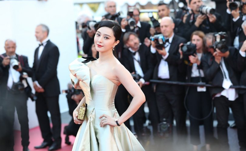 Хятадын алдарт жүжигчин Фан Бинбин хоригдсон уу?