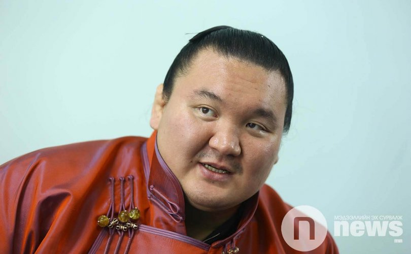 Хакухо М.Даваажаргал Монголын иргэншлээс татгалзжээ