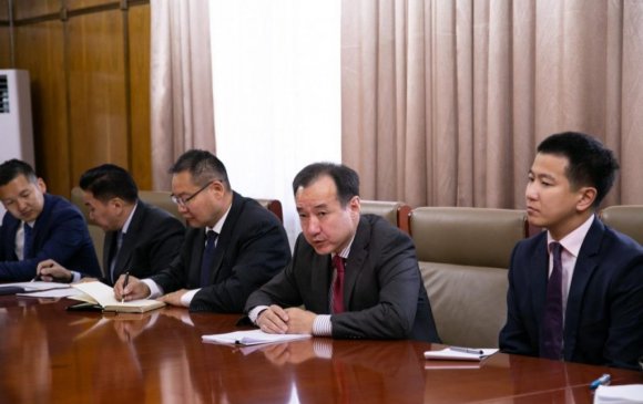 АНУ-ын Конгрессын төлөөлөгчид Монгол Улсад айлчилж байна