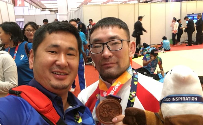 Монголын баг тэмцээнээ дөрвөн медальтай үргэлжлүүлж байна