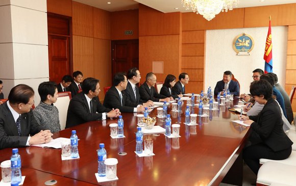 Ерөнхийлөгч Япон улсын парламентын зөвлөхүүдийн танхимын гишүүдийг хүлээн авч уулзав