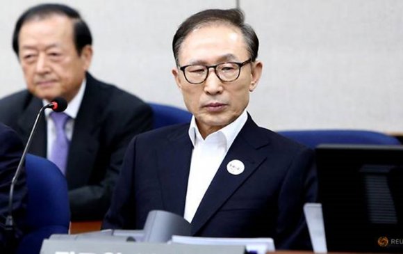 Өмнөд Солонгосын экс ерөнхийлөгч 15 жилийн хорих ял авлаа