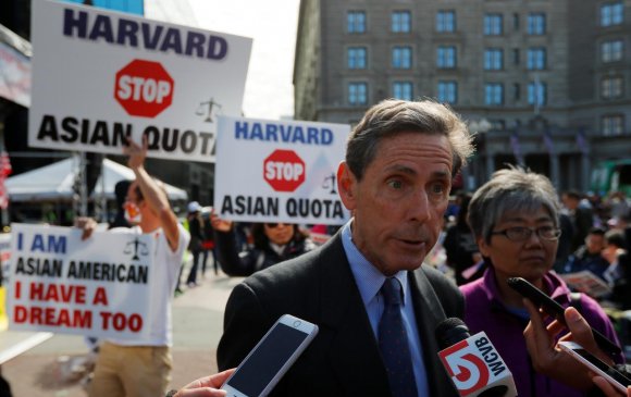 Харвардын их сургууль Азиудыг гадуурхсан хэмээн шүүхэд дуудагдав