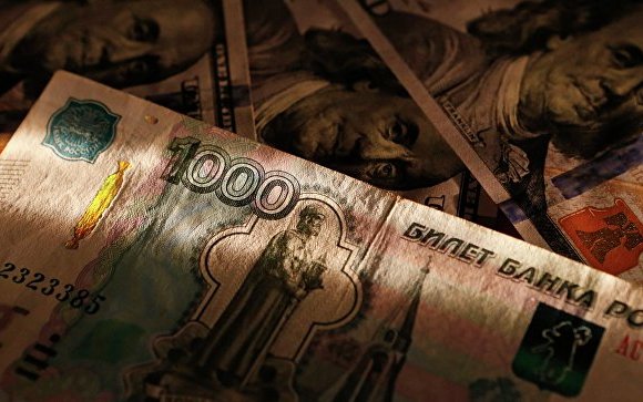 Оросууд хадгаламжаа ямар валютаар хадгалдаг вэ?