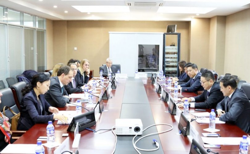 Монгол Улс, ХБНГУ-ын Хөгжлийн бодлогын хамтын ажиллагааны хэлэлцээ эхэллээ