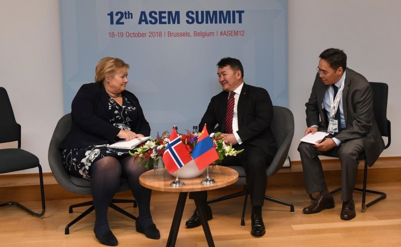 Монгол Улсын Ерөнхийлөгчид Норвегийн Ерөнхий сайд бараалхав