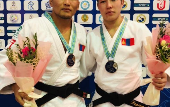 Жүдочид Казахстанаас хоёр медальтай ирэв