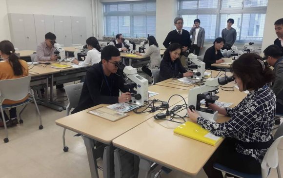 Эмгэг судлаач эмч, техникч нар Япон улсад сургалтад хамрагдлаа