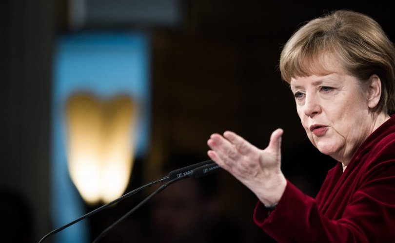 Ангела Меркель дахин дэлхийн хамгийн нөлөө бүхий эмэгтэйгээр тодорчээ