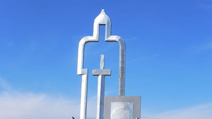 Добрын. Памятник Добрыне в Шилово. Памятник Добрыне Никитичу в Шилово.