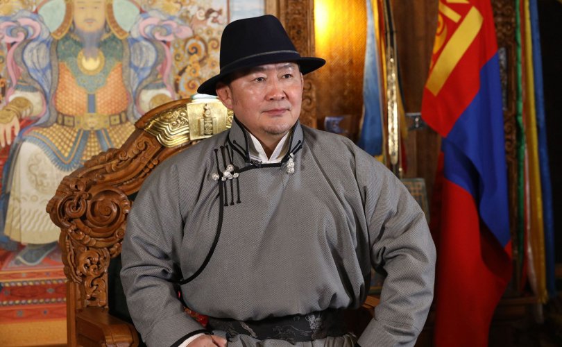 Монгол Улсын Ерөнхийлөгч Х.Баттулга сар шинийн мэндчилгээ дэвшүүллээ