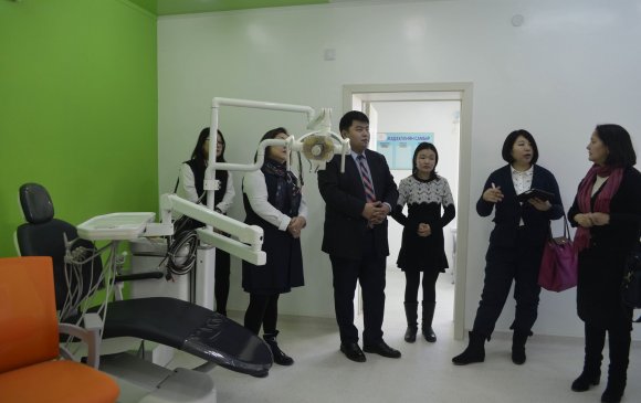 Япончууд СХД-ийн сургуульд шүдний эмнэлгийн иж бүрэн тоног төхөөрөмж өгнө