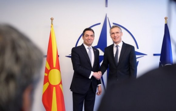 Македоныг НАТО-д элсүүлэх баримт бичигт гарын үсэг зурлаа
