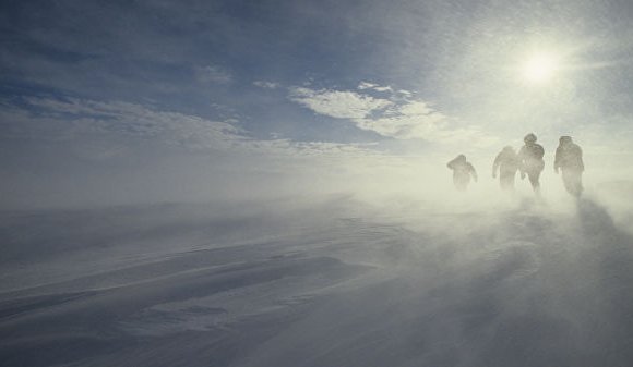 Оросууд дэлхийг тойрон Антарктид руу аялна