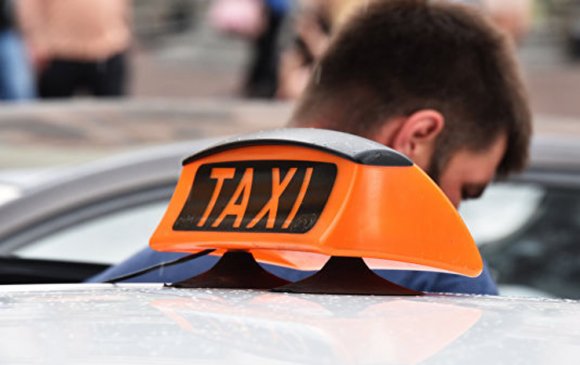 ОХУ: Таксины хоёр жолоочийн нэг нь лицензгүй байна