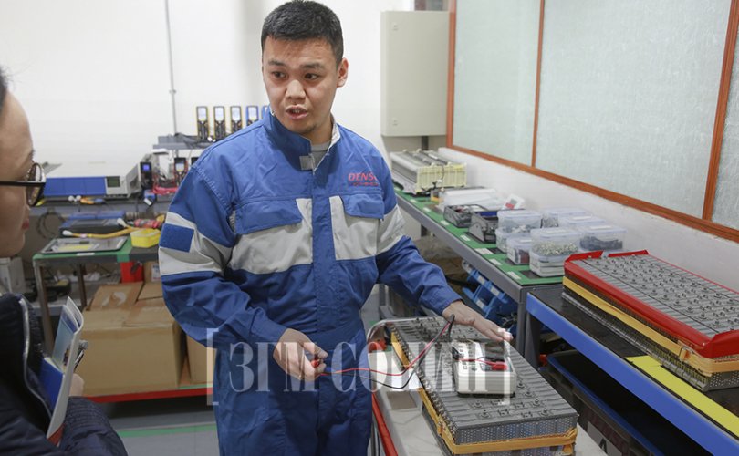 Приус машины батарей сэргээх Монгол дахь анхны үйлдвэр