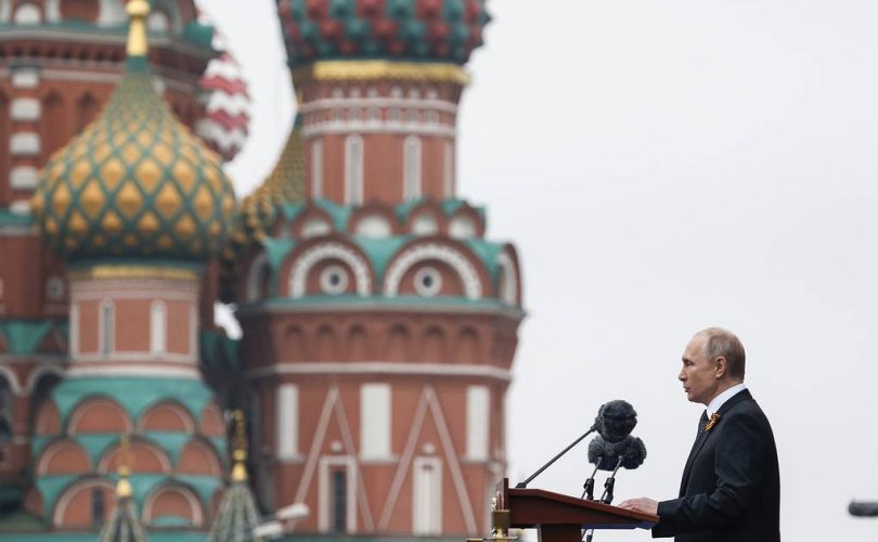 Путин: Жинхэнэ баатруудыг хамгаалах нь бидний ариун үүрэг