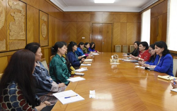 УИХ-ын эмэгтэй гишүүд Бутаны Хаант Улсын төлөөлөгчидтэй уулзлаа