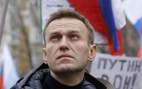 Шоронгоос эмнэлэгт хүргэгдсэн Алексей Навальныйг хордуулсан уу?