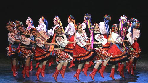 ОХУ-ын Ардын бүжгийн эрдмийн чуулга Монголд ирнэ