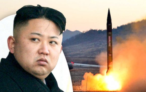 Хойд Солонгос хоёр пуужин харважээ