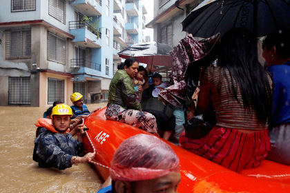 "Үхлийн бороо"-ны улмаас барьц алдаж буй Азиуд