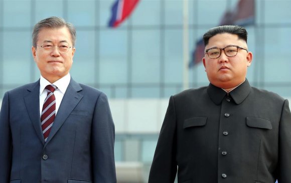 "Өмнөд Солонгосын Ерөнхийлөгч үнэхээр ичгүүргүй хүн юм"