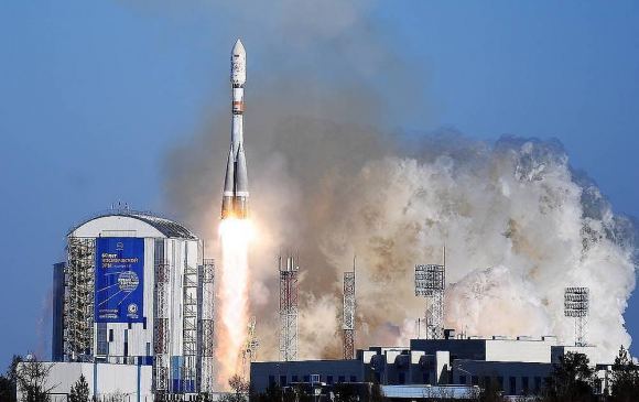 Оросын роботыг хүргэх зорилготой  “Союз-2.1а" пуужин хөөрөв