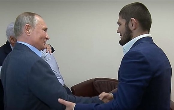 Путин Нурмагомедовыг магтжээ