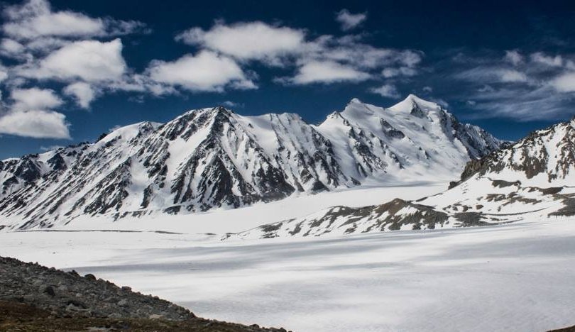 "АНУ-ын жуулчин Алтай Таванбогд ууланд авирсан гэх ямар ч ул мөр олдоогүй"