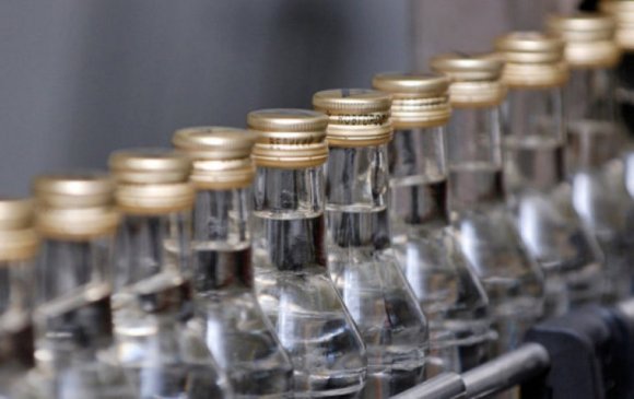 14 компанийн согтууруулах ундаа үйлдвэрлэх тусгай зөвшөөрлийг хүчингүй болгоно