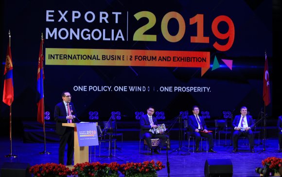 “Экспорт Монгол-2019” олон улсын анхдугаар бизнес форум эхэллээ