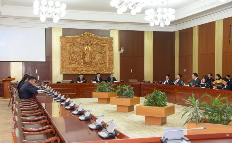 ЭЗБХ: Монголбанкны ерөнхийлөгч, Санхүүгийн зохицуулах хорооны даргыг үүрэгт ажлаас чөлөөлөхийг дэмжив