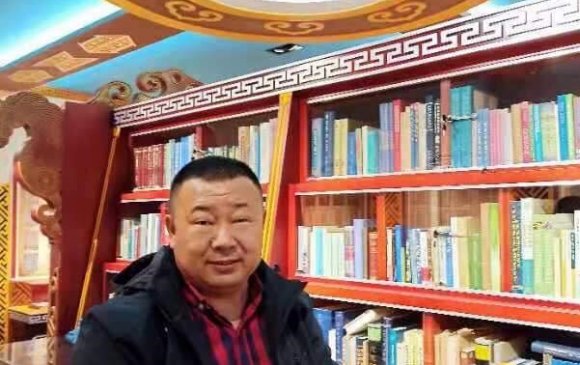 Монгол номын өргөөний эзэн Өвөрмонголын ном цуглуулагч