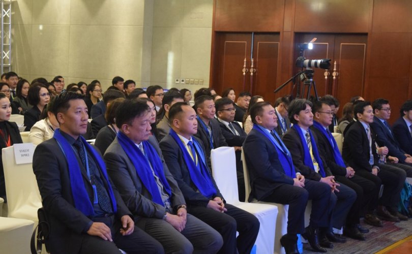 Монголын залуу эрдэмтэн судлаачдын үндэсний VI чуулган болж байна