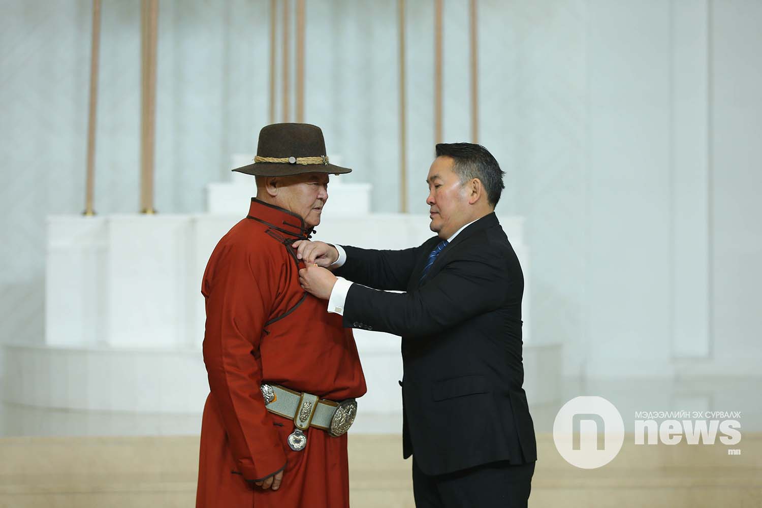Монгол Улсын Ерөнхийлөгчийн зарлигаар Төрийн дээд одон, медаль гардуулах ёслол (46)