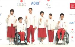 Япон олимпийн наадмын нээлтэнд өмсөх хувцсаа танилцууллаа
