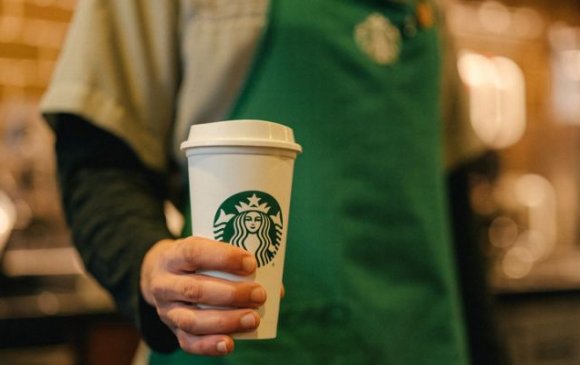Starbucks хөл хорионд байгаа ажилчдынхаа цалинг бүтэн олгоно
