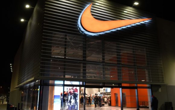 Covid-19: Nike компани дэлгүүрүүдээ хааж байна