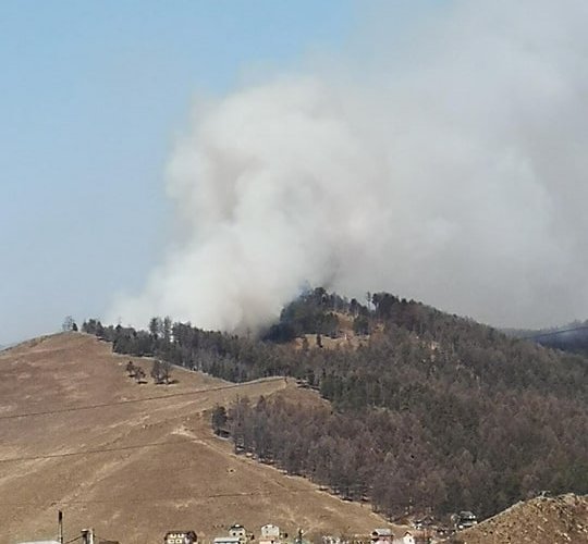 Майхан толгойд гал гарч нэг айлын гэр хайрагджээ