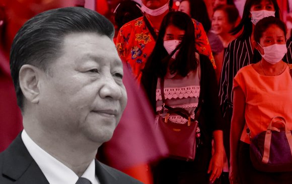 ФОТО: Хятад улс төрийн далбаагаа бөхийлгөн гашуудаж байна